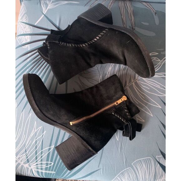 UGG Fraise Whipstitch Bow Black Suede Ankle Heel Bootie Boot Sz 7 - Picture 6 of 10